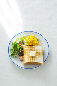 『朝ごはんの本』（エイ出版社）