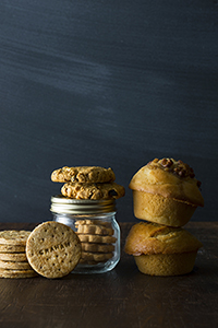 『からだにやさしいお菓子』（エイ出版社）