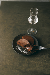 『いま最高の酒場と焼酎』(朝日新聞出版)